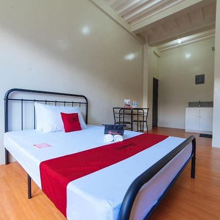 Reddoorz @ Kassel North Caloocan Экстерьер фото